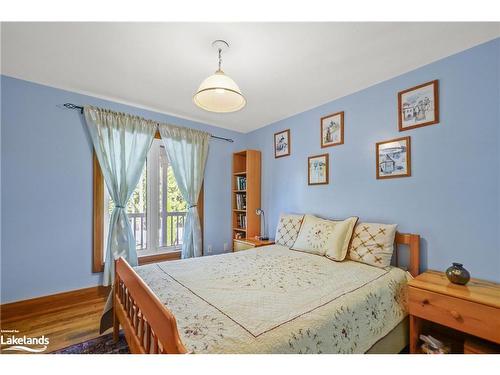 134 Glenlake Boulevard, Collingwood, ON - Indoor Photo Showing Bedroom