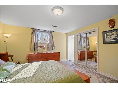 134 Glenlake Boulevard, Collingwood, ON - Indoor Photo Showing Bedroom