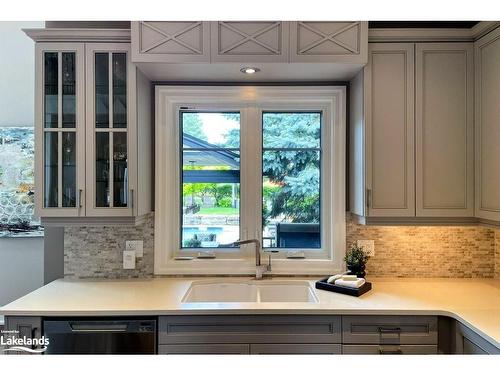 104 Hoggard Court, Thornbury, ON - Indoor Photo Showing Kitchen