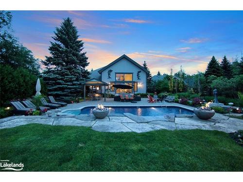 104 Hoggard Court, Thornbury, ON - Outdoor With In Ground Pool