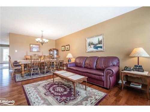 16 St Amant Road, Penetanguishene, ON - Indoor Photo Showing Living Room