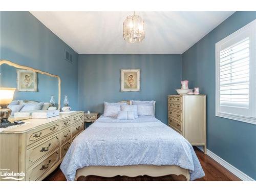 16 St Amant Road, Penetanguishene, ON - Indoor Photo Showing Bedroom