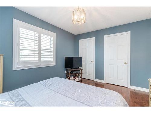 16 St Amant Road, Penetanguishene, ON - Indoor Photo Showing Bedroom