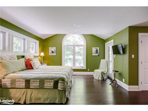 759 Williamsport Road, Huntsville, ON - Indoor Photo Showing Bedroom