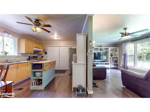 281 Sunnidale Street, Stayner, ON - Indoor Photo Showing Kitchen