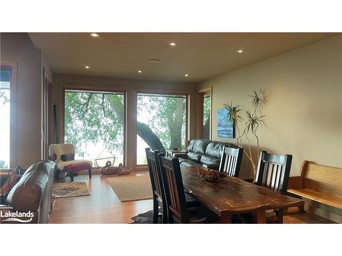 127 Blue Mountain Drive, The Blue Mountains, ON - Indoor Photo Showing Dining Room