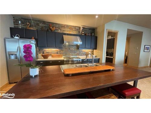 127 Blue Mountain Drive, The Blue Mountains, ON - Indoor Photo Showing Kitchen