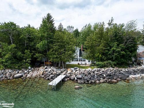 313 Cedar Ave, Meaford, ON - Outdoor With Body Of Water