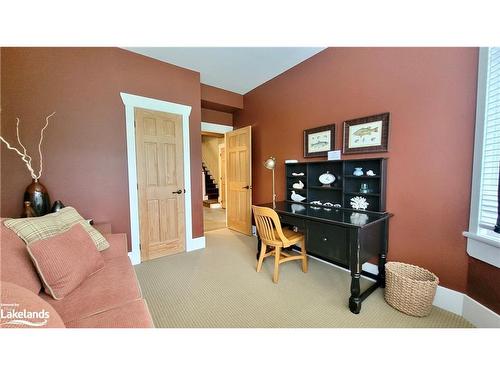 V9 W5-1020 Birch Glen Road, Baysville, ON - Indoor