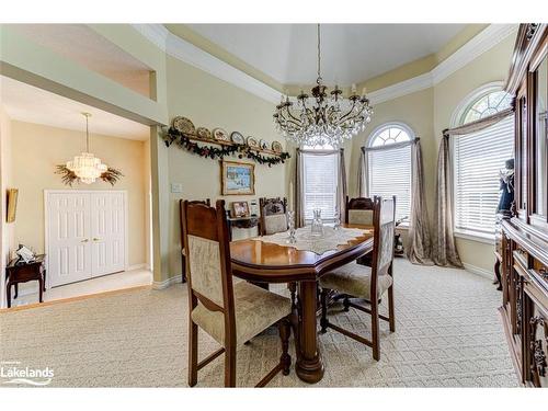 26 Fairway Crescent, Wasaga Beach, ON - Indoor Photo Showing Dining Room