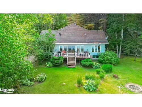 1015 Blackberry Lane, Minden, ON - Outdoor