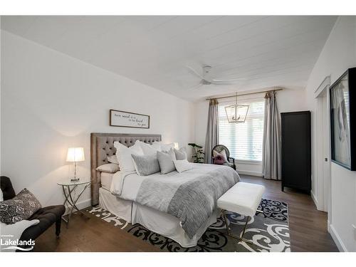 75 Selkirk Drive, Huntsville, ON - Indoor Photo Showing Bedroom