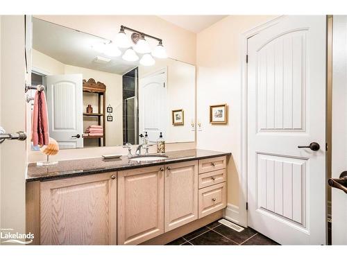 120 Rankins Crescent, The Blue Mountains, ON - Indoor Photo Showing Bathroom