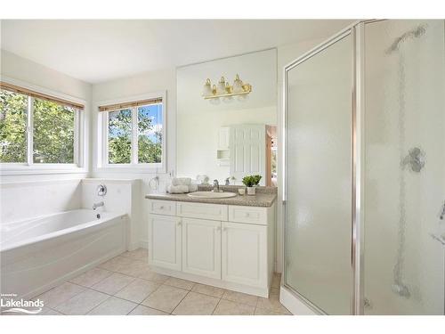 8 Kirbys Way, Huntsville, ON - Indoor Photo Showing Bathroom