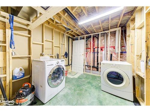 47 Acorn Crescent, Wasaga Beach, ON - Indoor Photo Showing Laundry Room