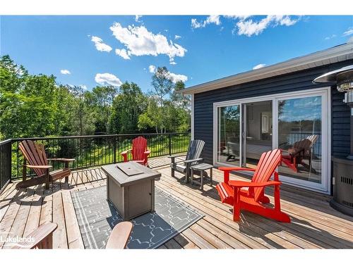 4318 Glamorgan Road, Dysart, ON - Outdoor With Deck Patio Veranda With Exterior