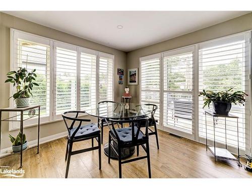 599 Mosley Street, Wasaga Beach, ON - Indoor Photo Showing Dining Room