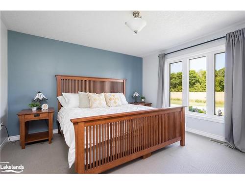 615796 3Rd Line, The Blue Mountains, ON - Indoor Photo Showing Bedroom