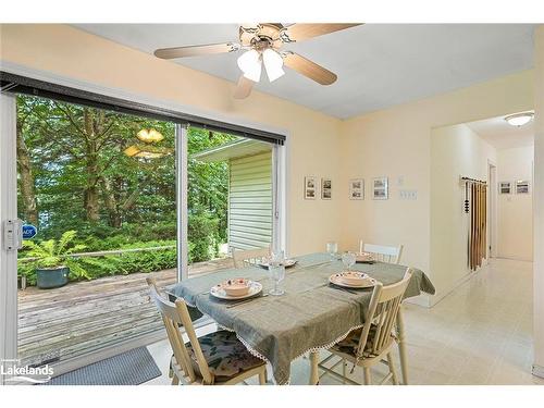 1096 Farmer Hays Drive, Dorset, ON - Indoor Photo Showing Dining Room