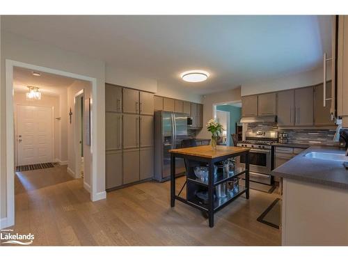 28 Lake Drive, Huntsville, ON - Indoor Photo Showing Kitchen With Double Sink