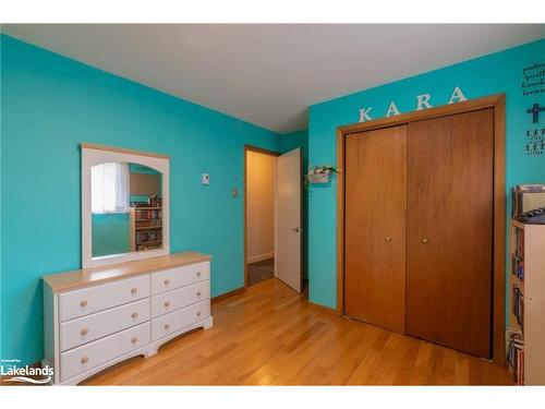 28 Lake Drive, Huntsville, ON - Indoor Photo Showing Bedroom