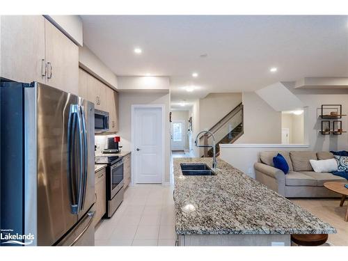 963 Wright Drive, Midland, ON - Indoor Photo Showing Kitchen With Double Sink