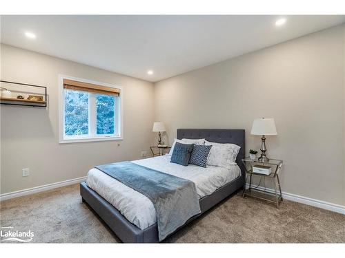 963 Wright Drive, Midland, ON - Indoor Photo Showing Bedroom