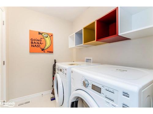 963 Wright Drive, Midland, ON - Indoor Photo Showing Laundry Room