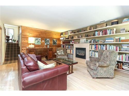 24 47Th Street N, Wasaga Beach, ON - Indoor Photo Showing Living Room With Fireplace