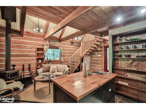 1245 Walker Lake Drive, Lake Of Bays, ON - Indoor