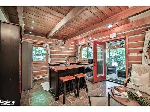 1245 Walker Lake Drive, Lake Of Bays, ON - Indoor