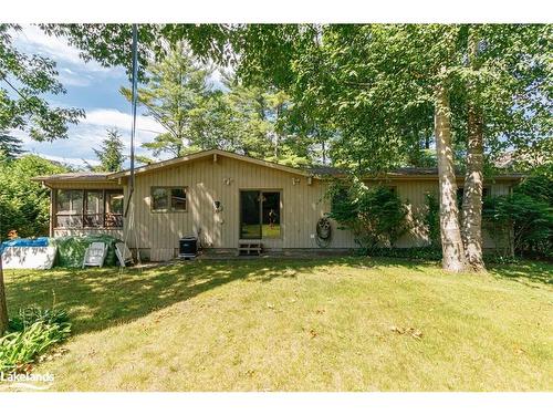 95 42Nd Street S, Wasaga Beach, ON - Outdoor