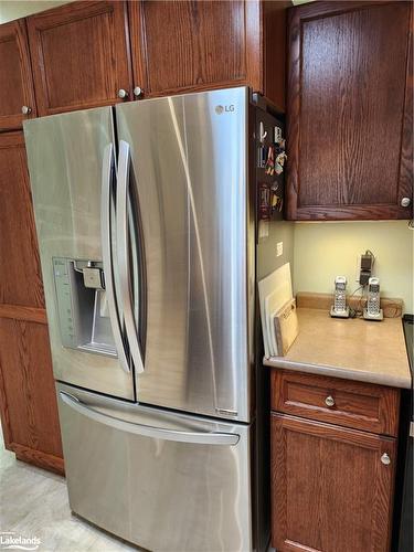 144 Meadow Lane, Wasaga Beach, ON - Indoor Photo Showing Kitchen