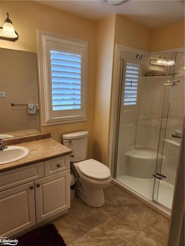 144 Meadow Lane, Wasaga Beach, ON - Indoor Photo Showing Bathroom