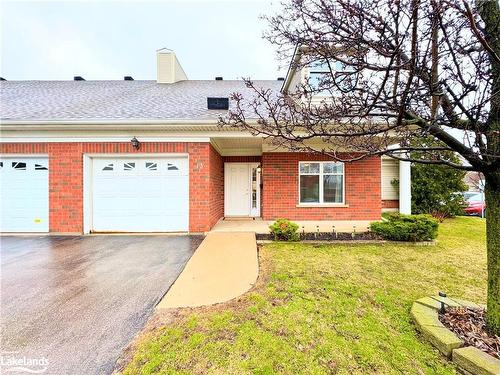 2705 Kingsway Drive, Kitchener, ON - Outdoor