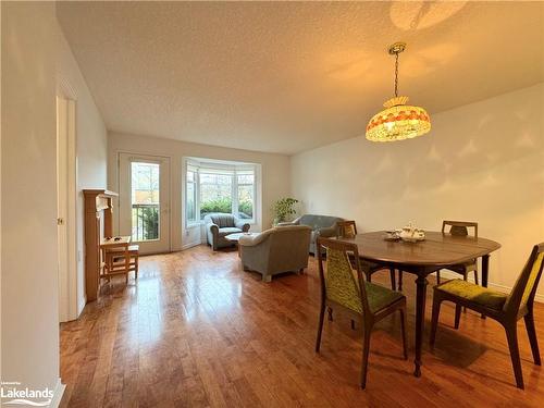 2705 Kingsway Drive, Kitchener, ON - Indoor Photo Showing Dining Room