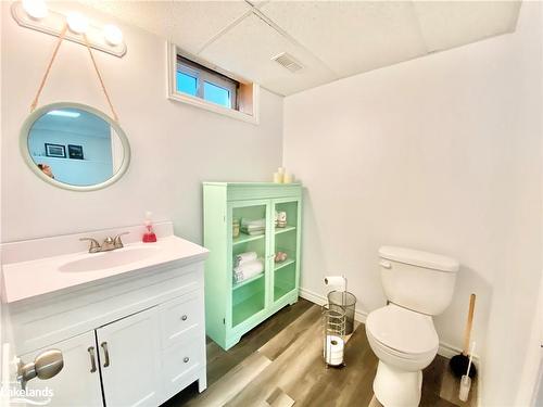 255 Chain Gate Drive, Midland, ON - Indoor Photo Showing Bathroom