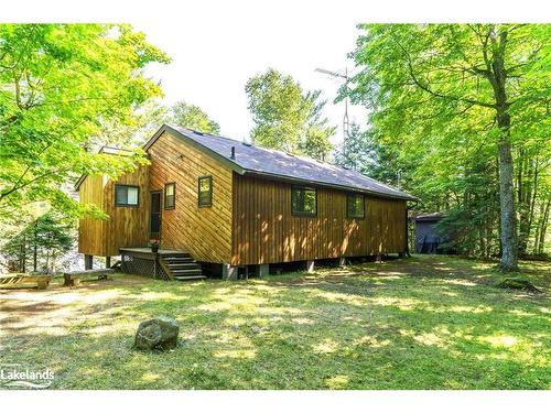 2401 Bear Lake Road, Dorset, ON - Outdoor