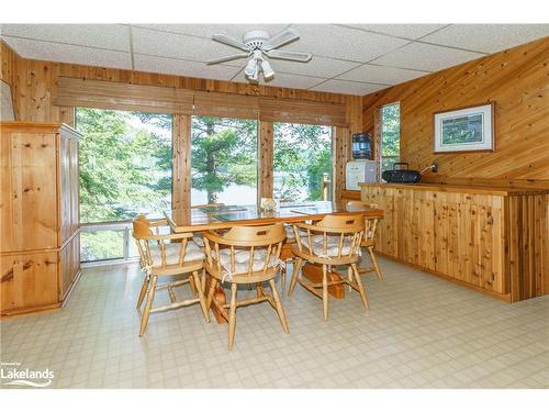 2401 Bear Lake Road, Dorset, ON - Indoor Photo Showing Dining Room