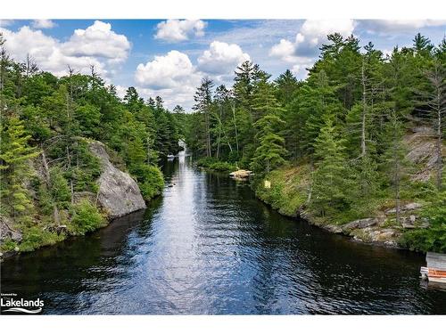 998 Gull Lake, Gravenhurst, ON 