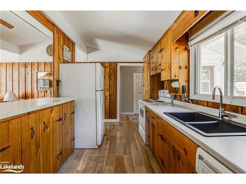 8 Nassau Court, Tiny, ON - Indoor Photo Showing Kitchen With Double Sink