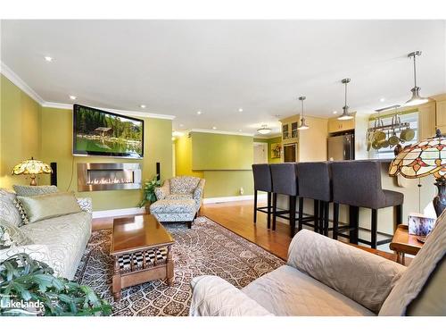 20 Colwill Drive, Elliot Lake, ON - Indoor Photo Showing Living Room