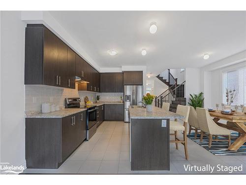 29 Lisa Street, Wasaga Beach, ON - Indoor Photo Showing Kitchen With Stainless Steel Kitchen With Upgraded Kitchen