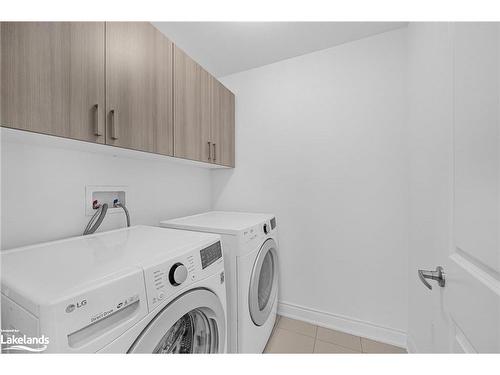 29 Lisa Street, Wasaga Beach, ON - Indoor Photo Showing Laundry Room