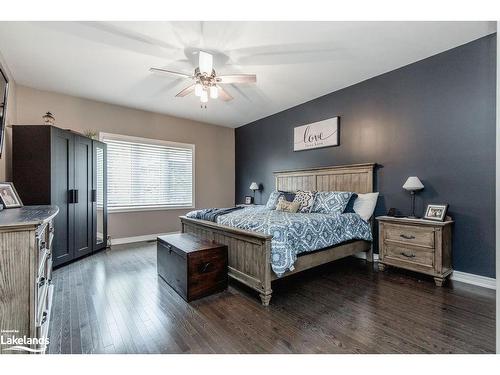 19 Falvo Street, Wasaga Beach, ON - Indoor Photo Showing Bedroom