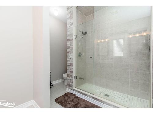 19 Falvo Street, Wasaga Beach, ON - Indoor Photo Showing Bathroom