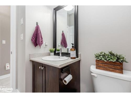 19 Falvo Street, Wasaga Beach, ON - Indoor Photo Showing Bathroom