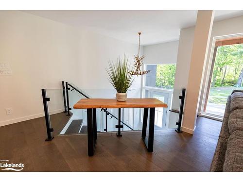 43 Glendale Road, Bracebridge, ON - Indoor Photo Showing Dining Room