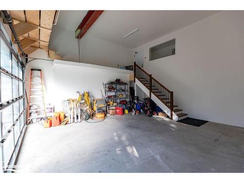 43 Glendale Road, Bracebridge, ON - Indoor Photo Showing Garage