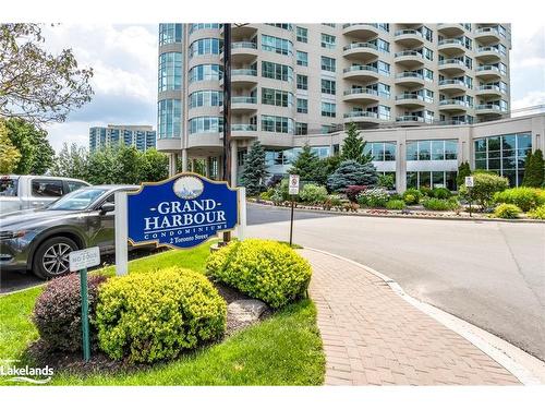 1011-2 Toronto Street, Barrie, ON - Outdoor With Balcony With Facade